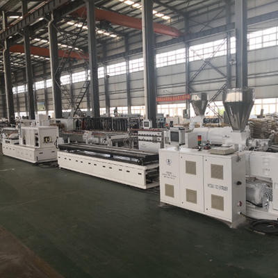 Купить Shenzhen HYPET One Step PE WPC Decking Making Extrusion Machine Line /WPC Co Extrusion Production Line Manufacturer online manufacture