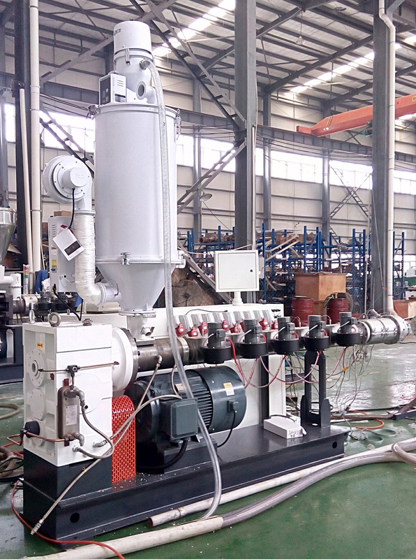 LDPE HDPE PPR ABA/ABC Композитная трубная машина HYSJ60/38 55kw Пластиковый одношрубный экструдер 5 отопительных зон