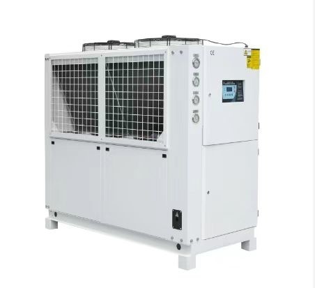 Тип охлаждения вентилятора HYAC-15AD Водоохладитель с максимальным расходом электроэнергии 13,44 кВт