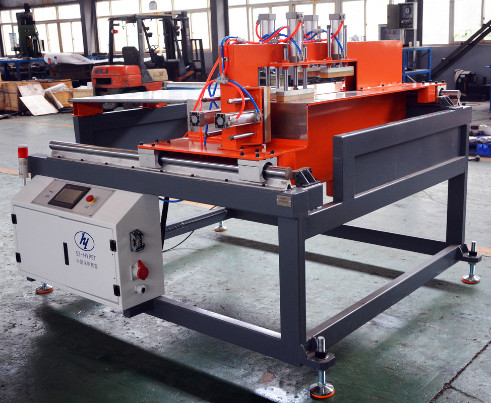 2200 / 2600mm PP полые сетки доски Machine 150kw Сила PP полые доски экструзионная линия